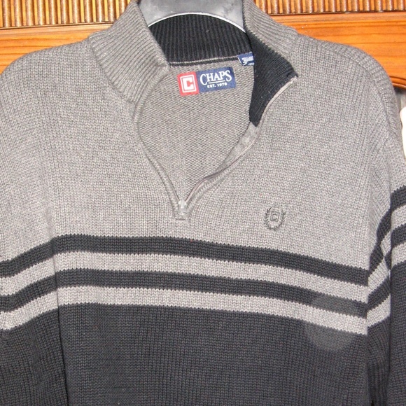 CHAPS BLACK & GRAY 1/4 ZIP FRONT SWEATER SIZE XL - Picture 3 of 3